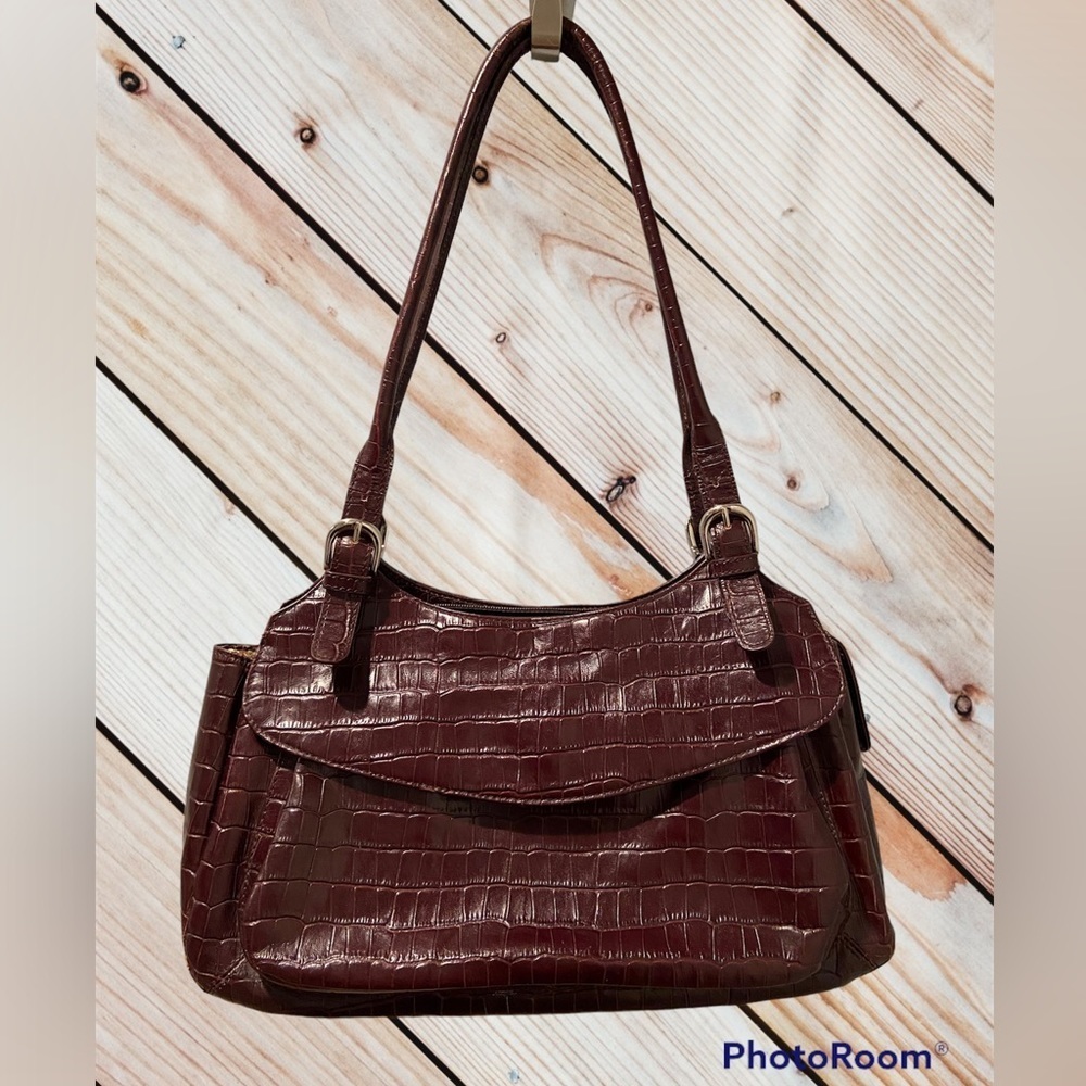 Crocodile Embossed leather: MAXX NY Shoulder Bag-Dark Brown